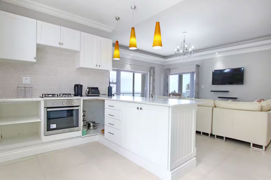 Apartment in Camps Bay, Atlantic Seaboard, Cape Town 3 - 19116671