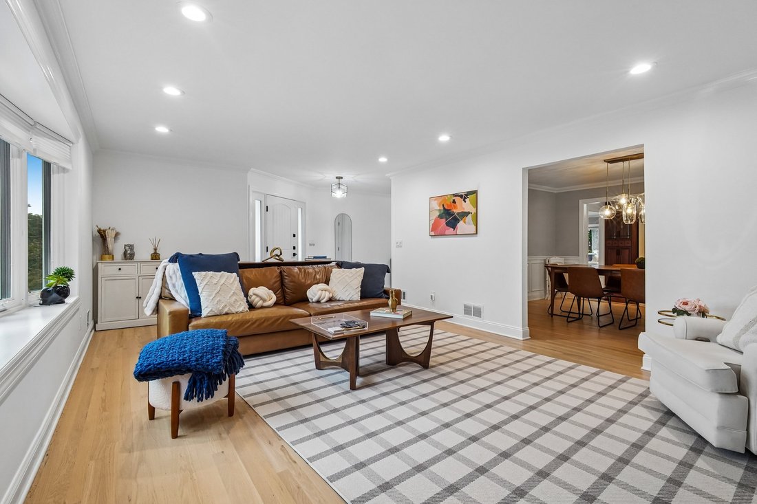 House in Livingston, New Jersey, United States 5 - 19112855