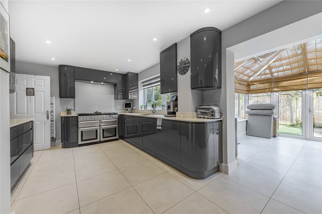 Casa a Knaphill, Woking, Inghilterra 4 - 19111283