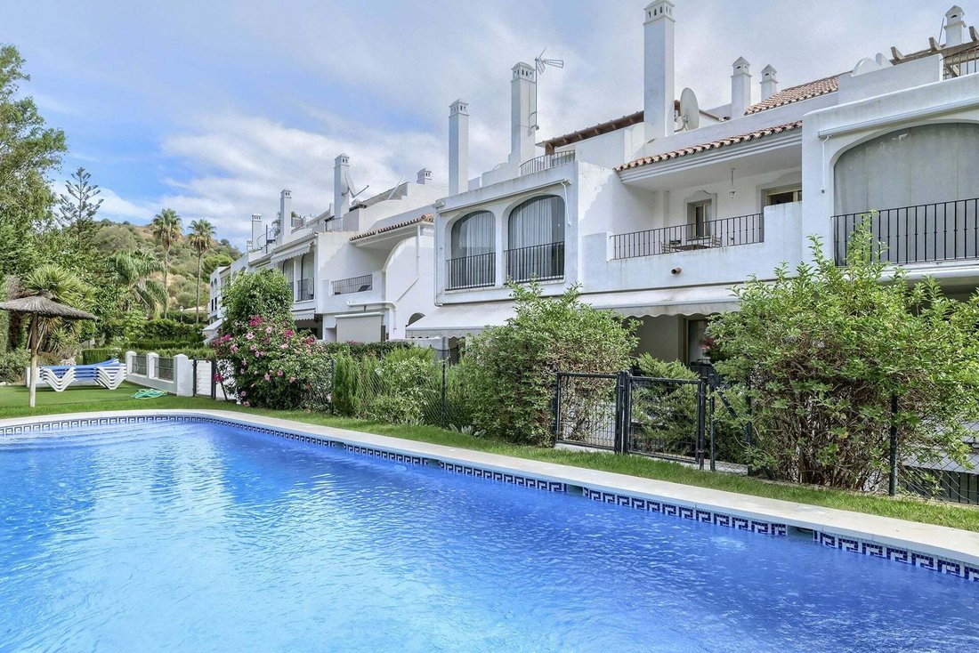 Townhouse in La Quinta, Benahavis, Andalusia 2 - 19113122