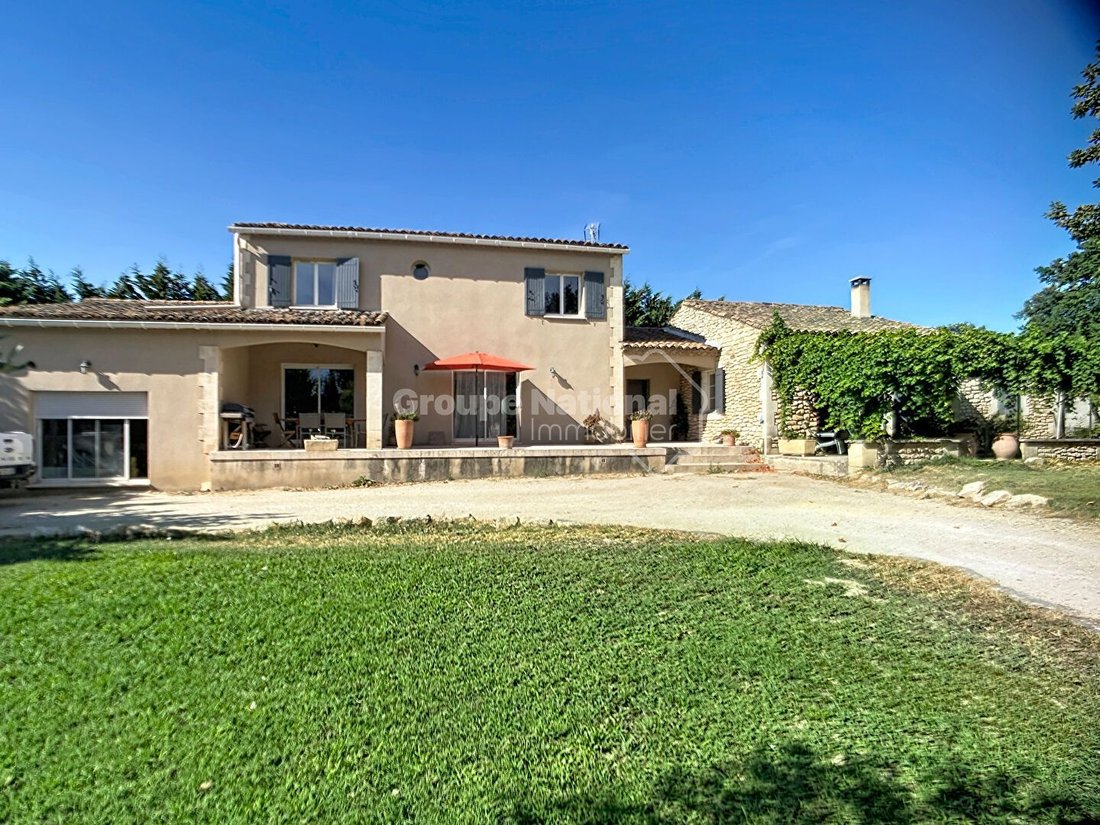Maison à Eyragues, Provence-Alpes-Côte d'Azur, France 1 - 18395049