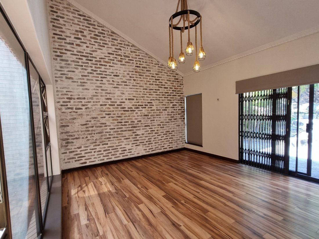 Maisons de campagne à Waterkloof Heights, Gauteng, Afrique du Sud 5 - 19116621