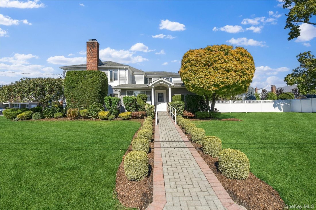 House in Massapequa, New York, United States 5 - 19115563