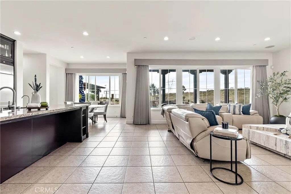 Condominio en Rancho Cucamonga, California, Estados Unidos 4 - 19114908