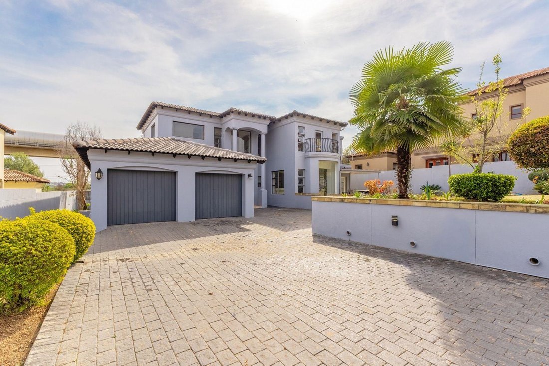 House in Dainfern Valley, Gauteng, South Africa 5 - 19116417