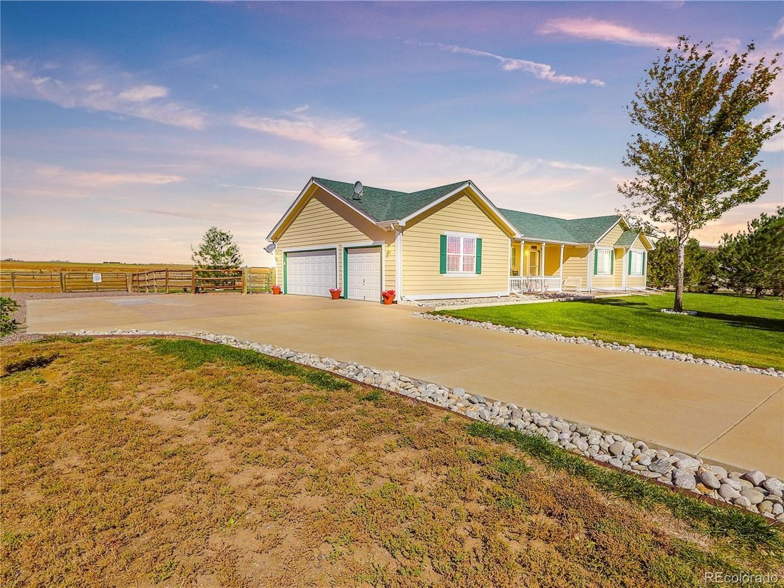 House in Strasburg, Colorado, United States 2 - 19115278