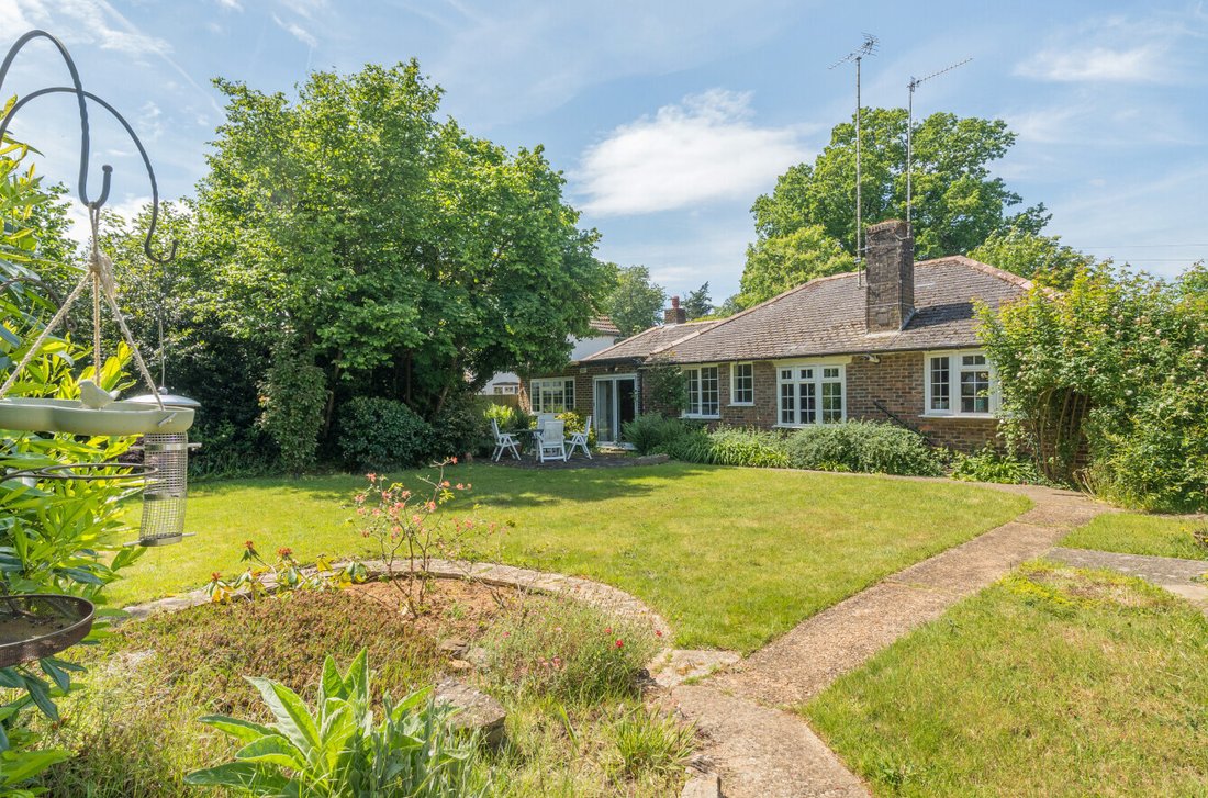 Bungalow en Surrey, Inglaterra 1 - 19111983