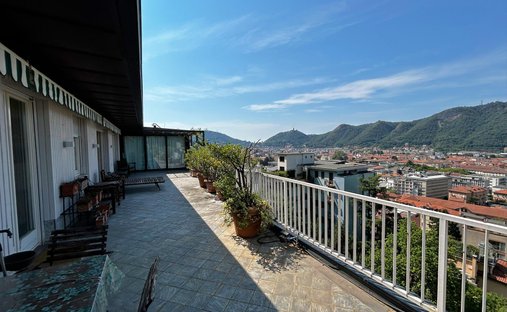 Apartamento en Centro-Lago Orientale, Como, Lombardía 1