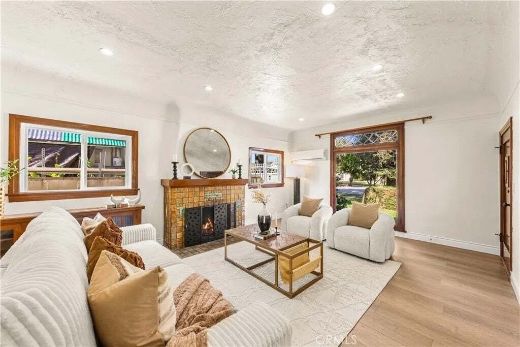 House in Alhambra, California, United States 3 - 19114879