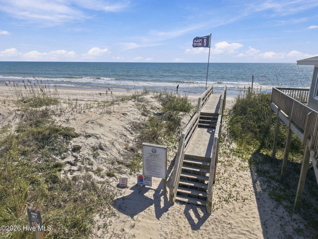 House in Topsail Beach, North Carolina, United States 3 - 19113669