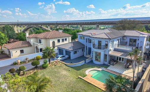 Estate in Dainfern Valley, Gauteng, South Africa 1