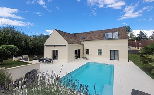 Anwesen in Nord, Chambly, Frankreich 1