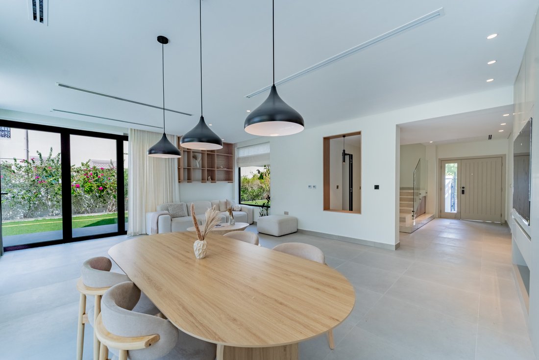 Villa in Al Barsha South 5, Al Barsha, Dubai 5 - 19116986