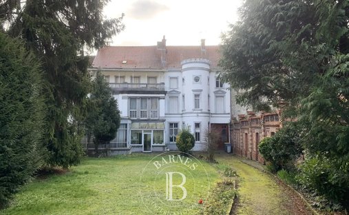 Tenuta a Sud, Conde-sur-l'Escaut, Francia 1
