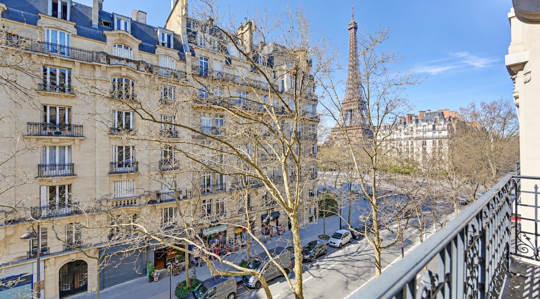 Apartment in Gros Caillou, Paris 7e Arrondissement, Paris 1 - 15735635