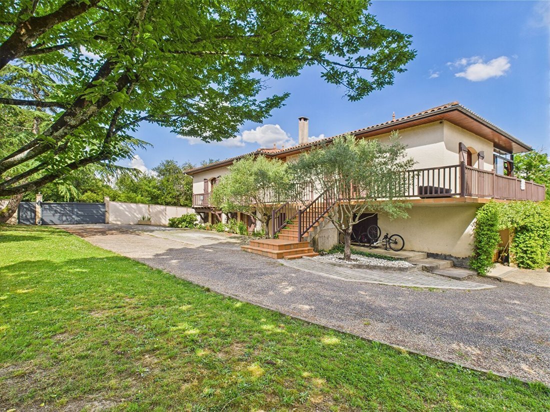 Maison à Bouliac, Nouvelle-Aquitaine, France 1 - 18597569