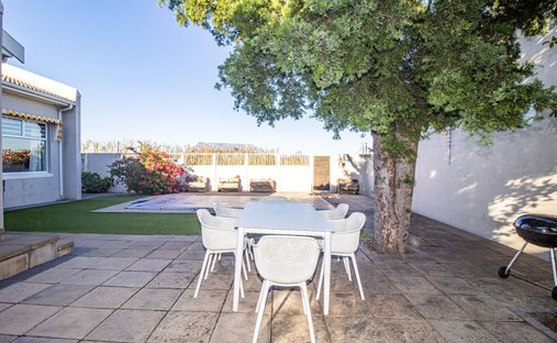 House in Flamingo Vlei, Blaauwberg, Cape Town 1