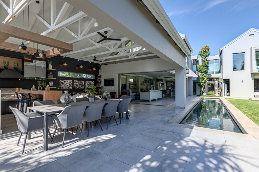 Country House in Bryanston, Gauteng, South Africa 5 - 19116336