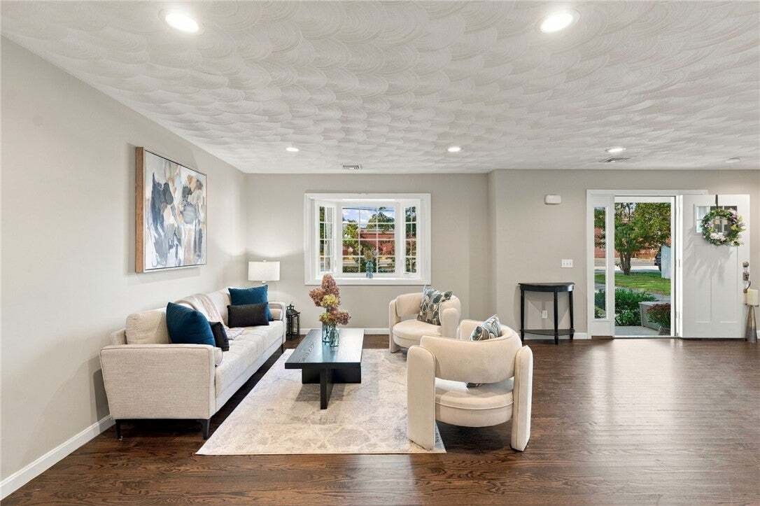 Maison à Warwick, Rhode Island, États-Unis 5 - 19113399