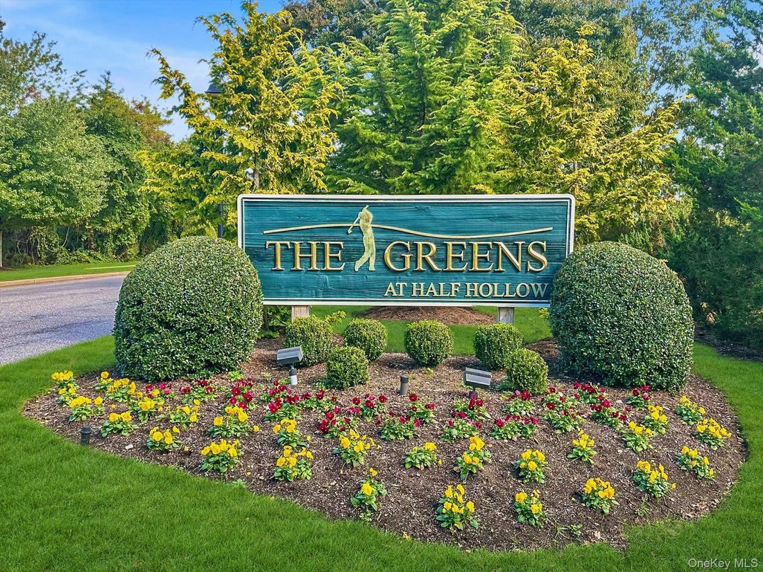Condo in Melville, New York, United States 1 - 19115545