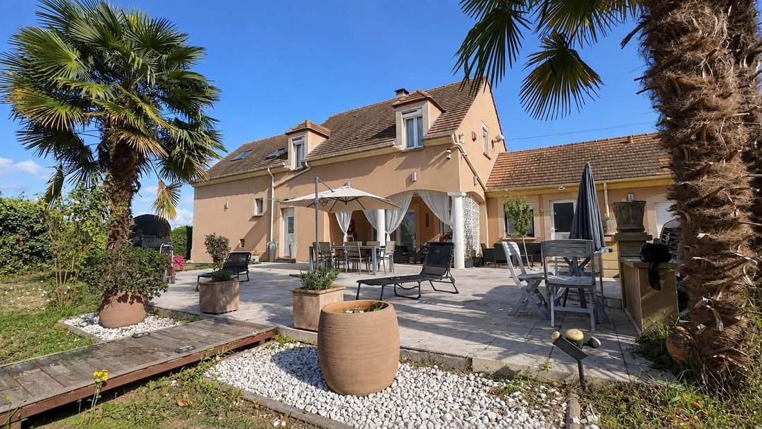 Haus in Mézières-sur-Seine, Île-de-France, Frankreich 1 - 19015201