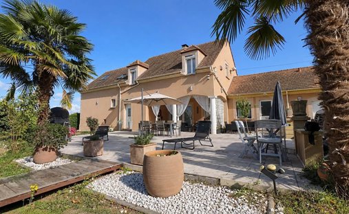 Maison à Mézières-sur-Seine, Île-de-France, France 1