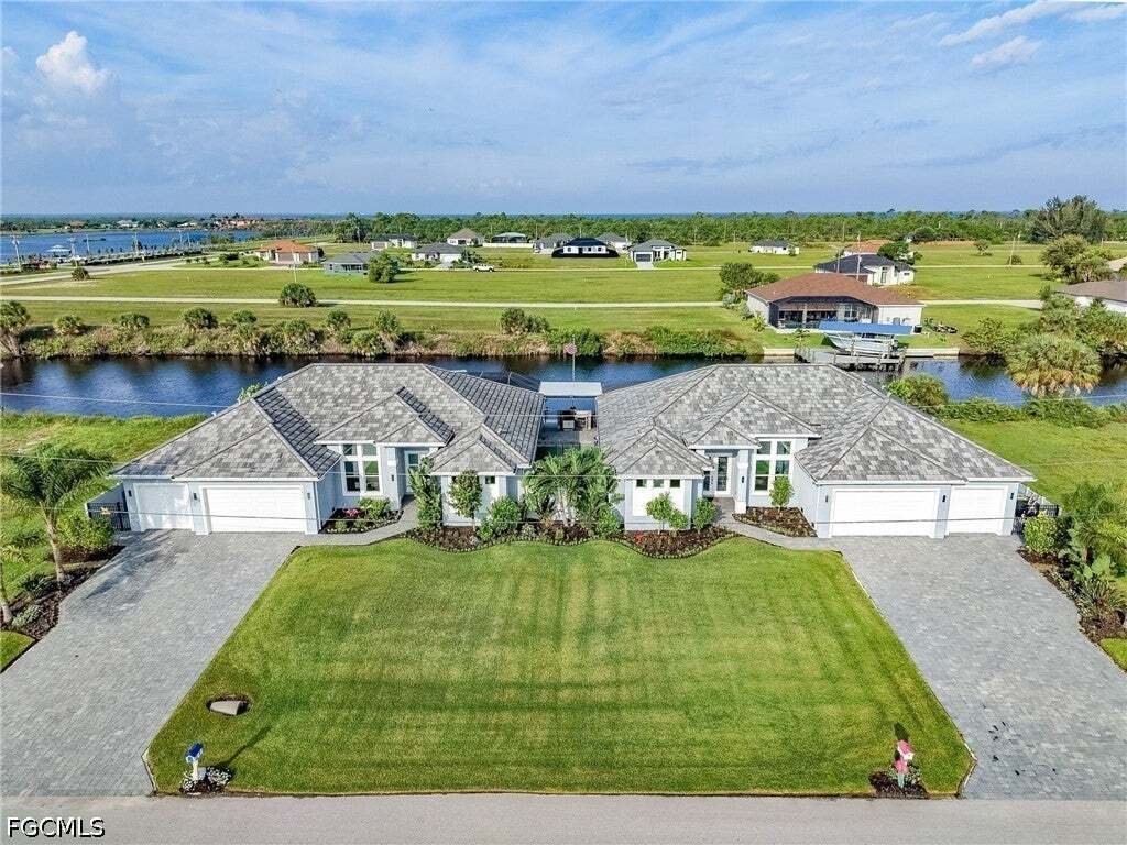 Maison à Cape Coral, Floride, États-Unis 1 - 19113387