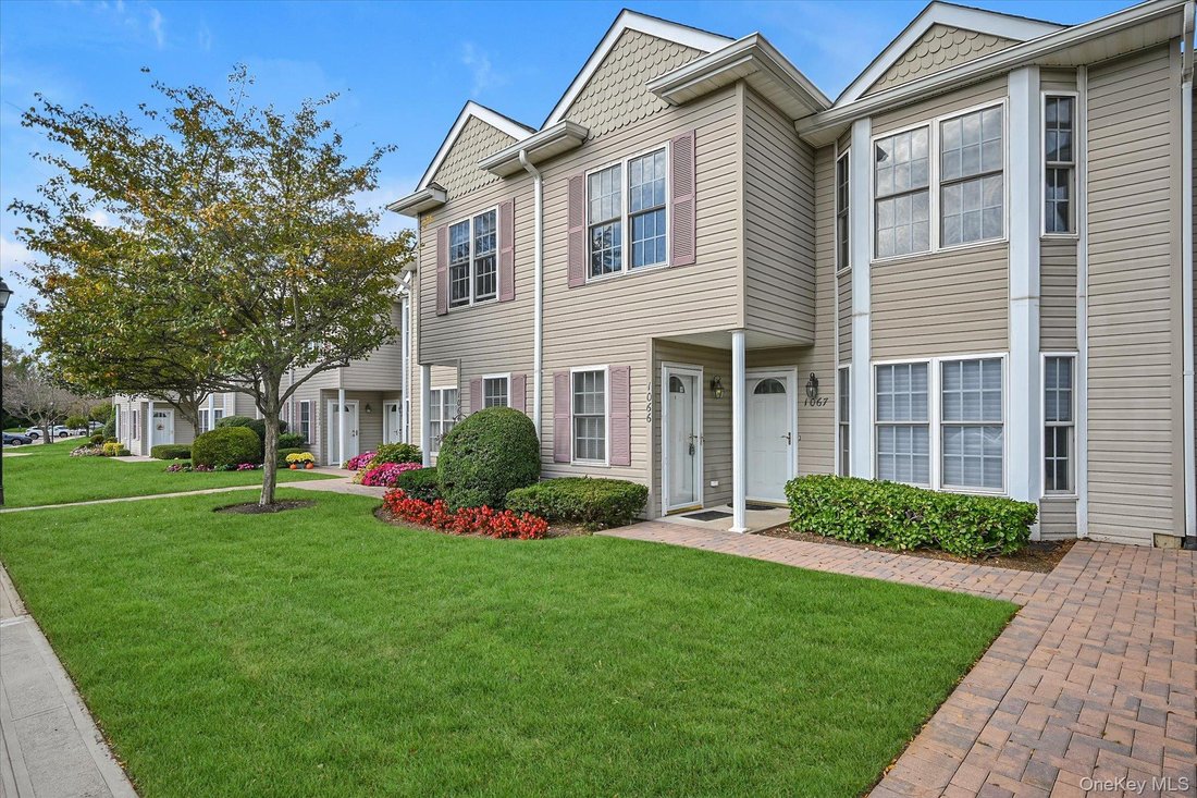 Condo in Melville, New York, United States 3 - 19115545