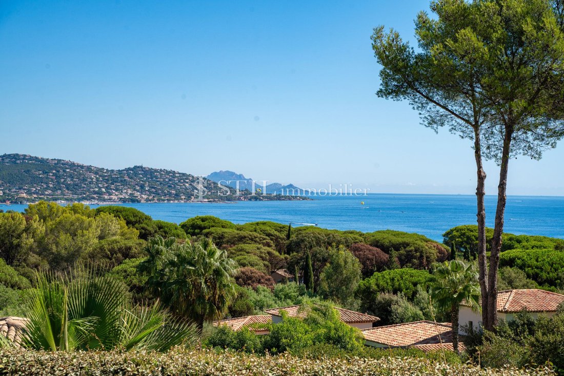 Villa a Ville-Les Saquedes-Le Bouillonnet, Sainte-Maxime, Francia 1 - 12976806