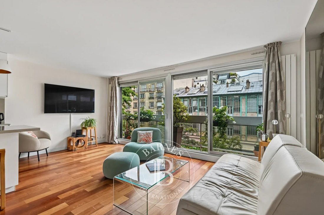 Apartment in Porte Dauphine, Paris 16e Arrondissement, Paris 4 - 19087457