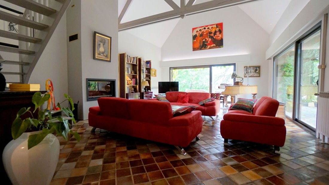 House in Arnouville-les-Mantes, Ile-de-France, France 2 - 18750105