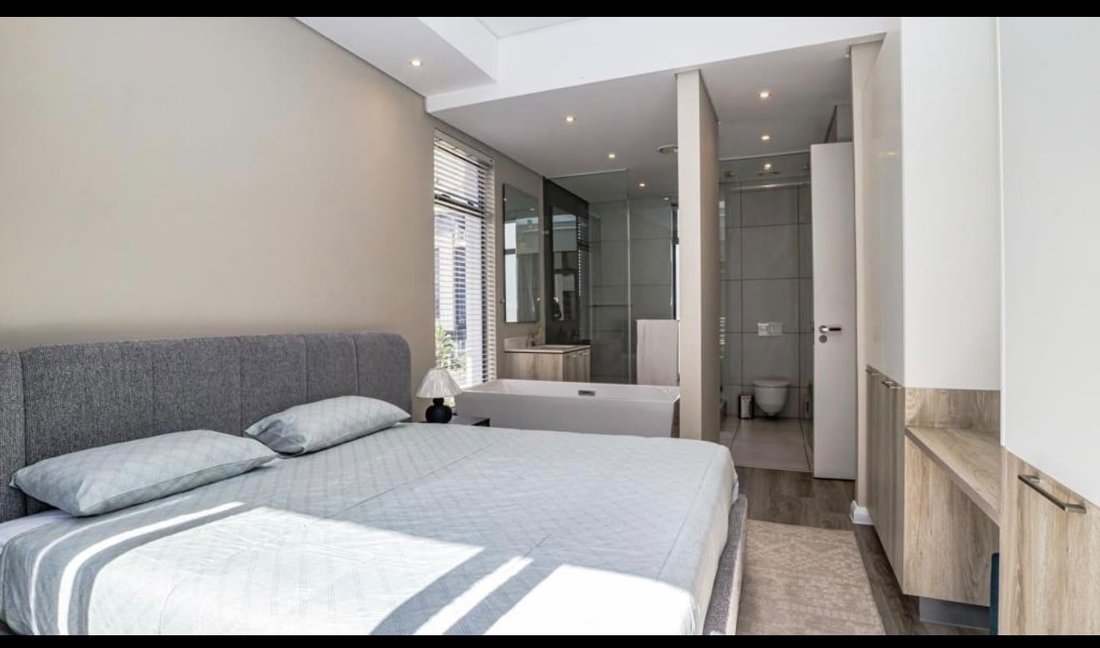 Appartement à Waterkloof, Gauteng, Afrique du Sud 4 - 19116419