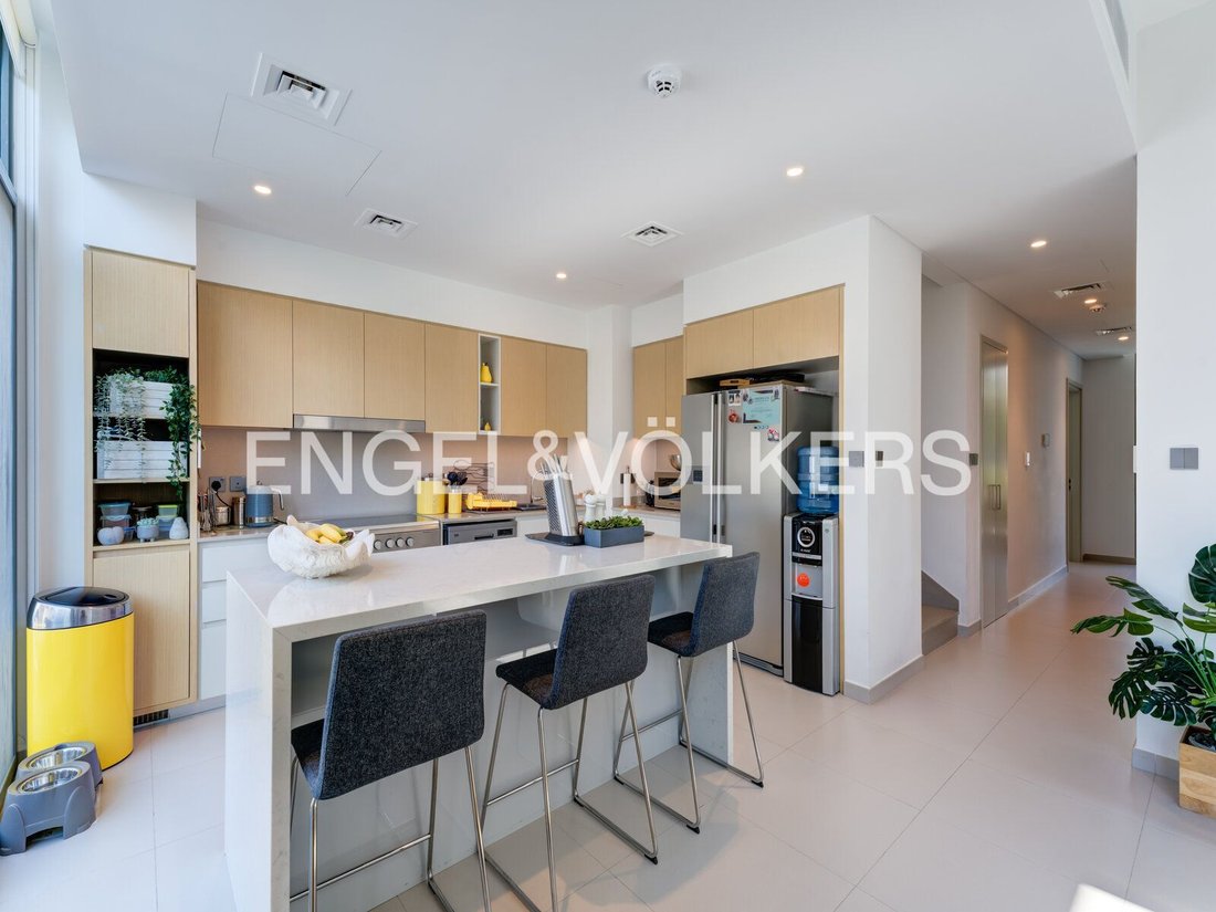 Townhouse in Wadi Al Safa 5, Wadi Al Safa, Dubai 2 - 19116023
