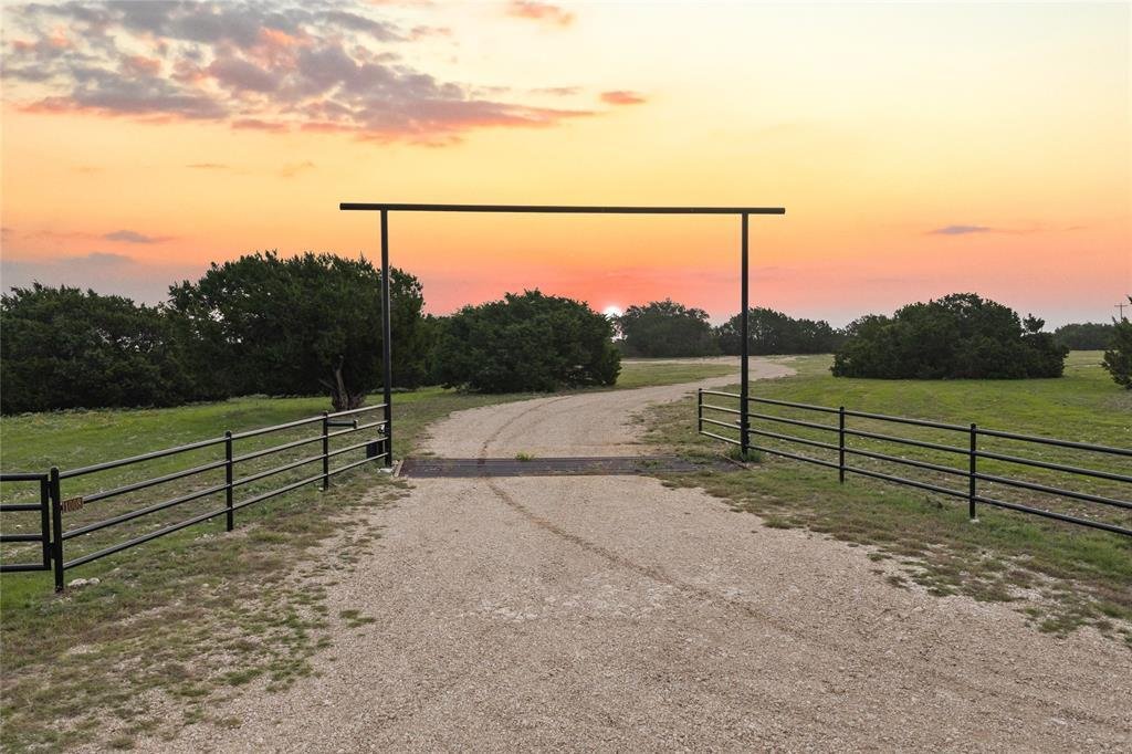 House in Crawford, Texas, United States 3 - 19115018