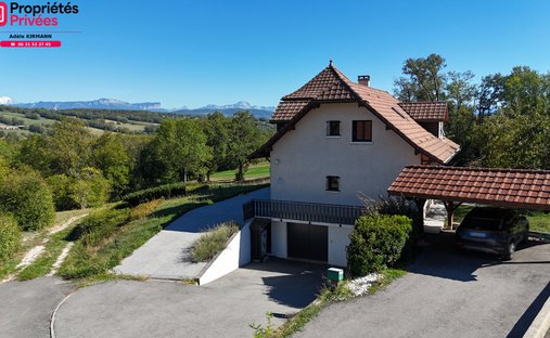 Villa a Savigny, Auvergne-Rodano-Alpi, Francia 1