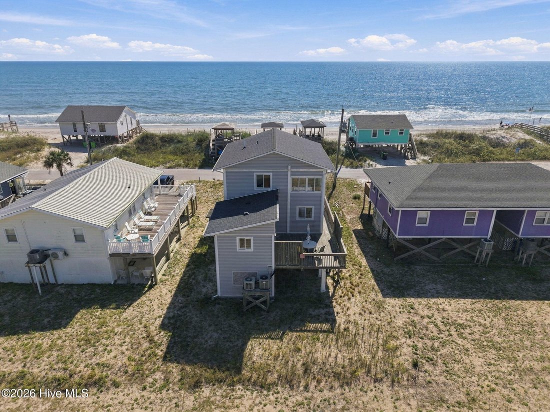House in Topsail Beach, North Carolina, United States 4 - 19113669