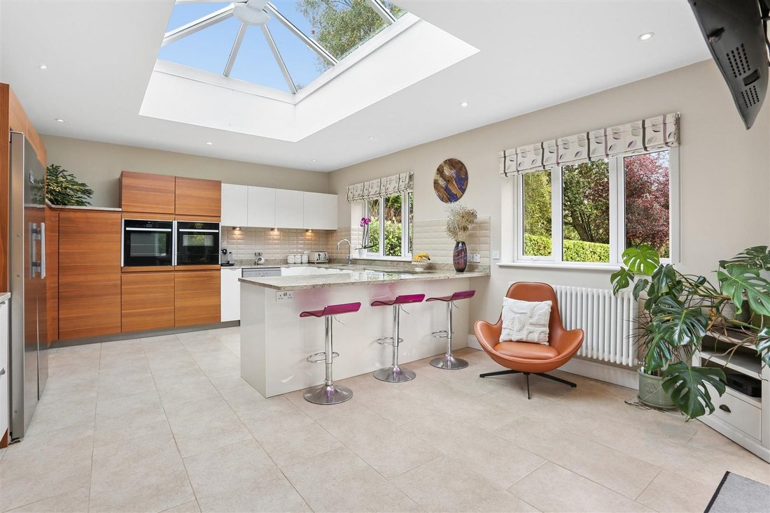 Casa a London Borough of Sutton, Inghilterra 3 - 16702314