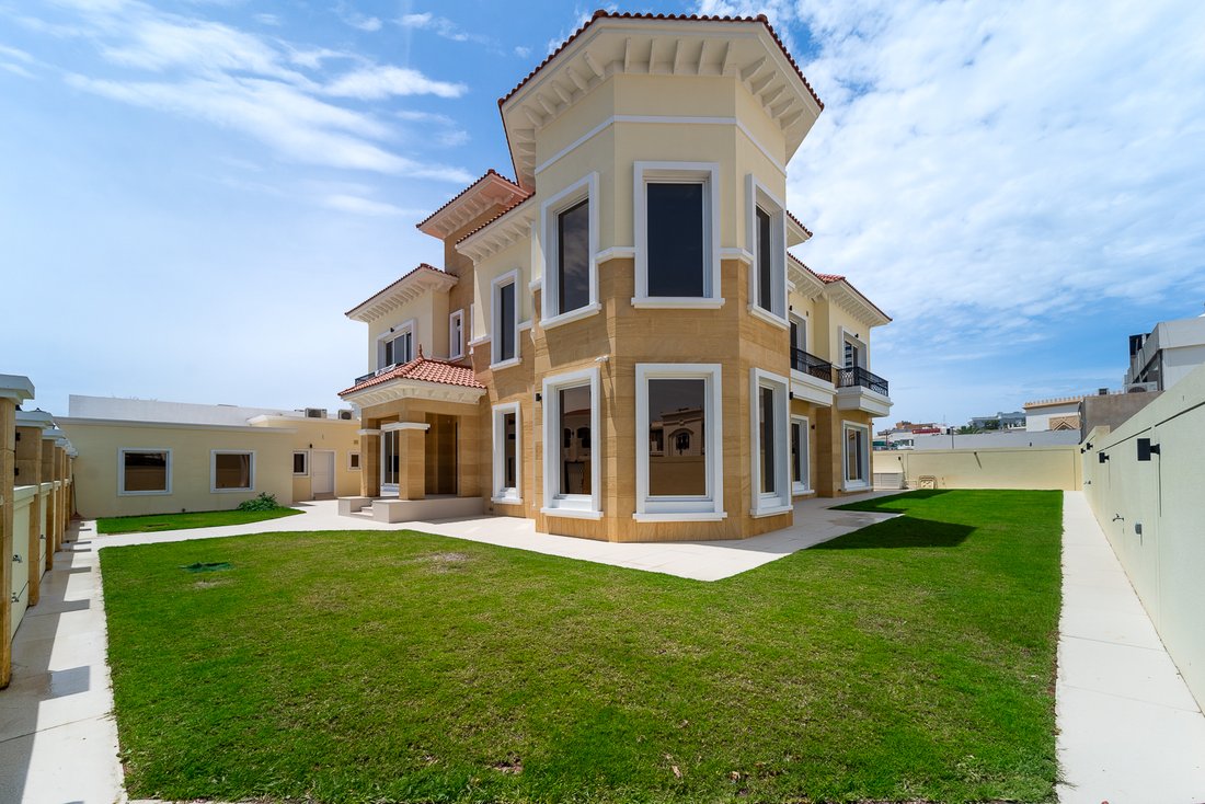 Villa a Al Mankhool, Emirato di Dubai, Emirati Arabi Uniti 1 - 19116933