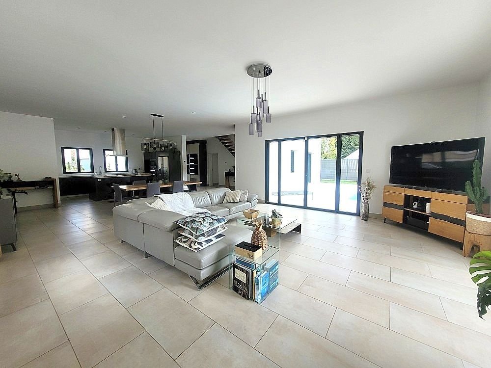 Finca en Nord, Chambly, Francia 2 - 19095549