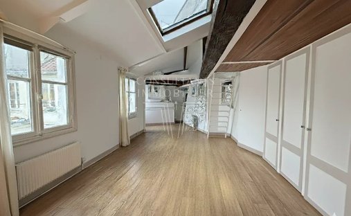 Apartment in Saint Germain des Prés, Paris 6e Arrondissement, Paris 1