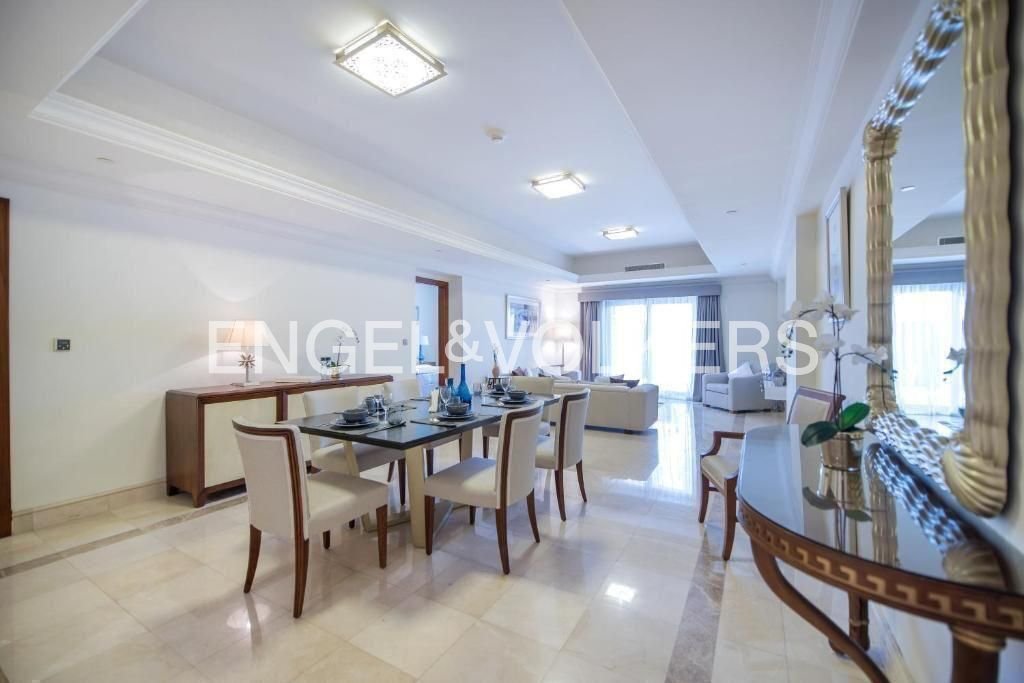 Townhouse in Palm Jumeirah, Dubai, United Arab Emirates 4 - 19116126
