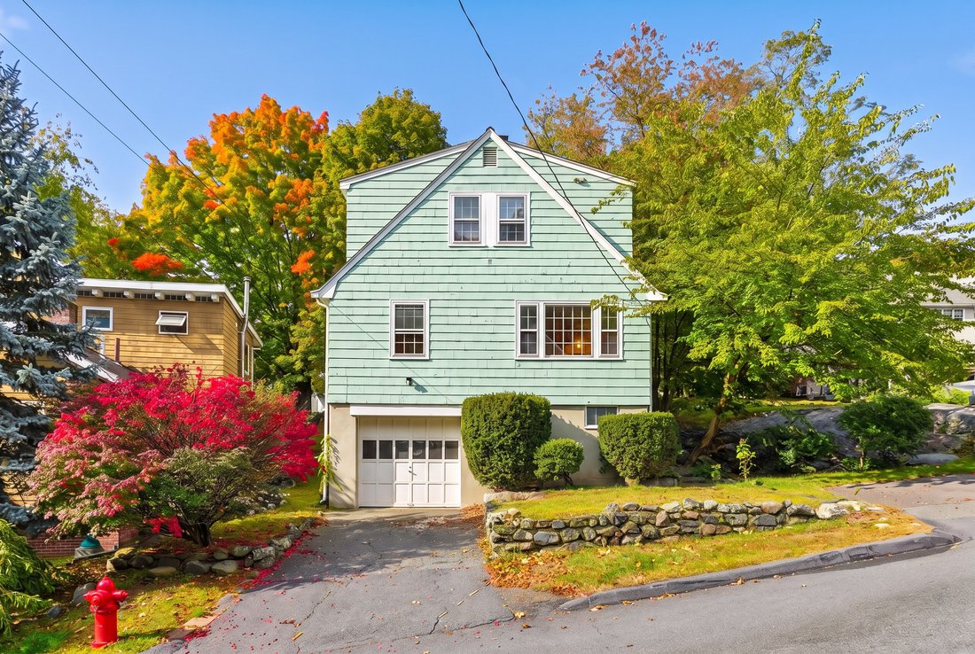 House in Arlington, Massachusetts, United States 2 - 19112987