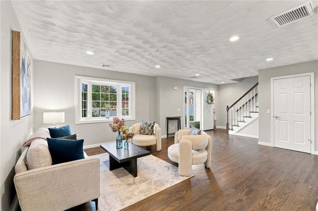 Maison à Warwick, Rhode Island, États-Unis 3 - 19113399