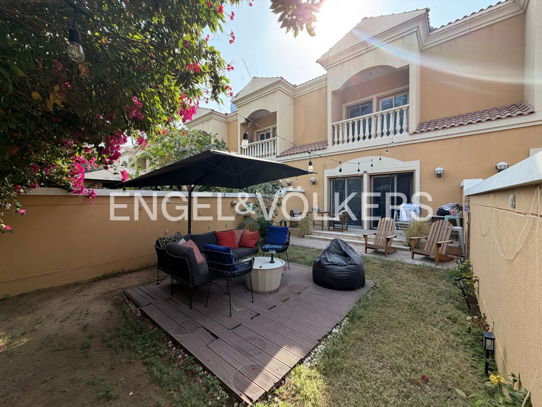 Townhouse in Al Barsha South 5, Al Barsha, Dubai 1 - 19116999