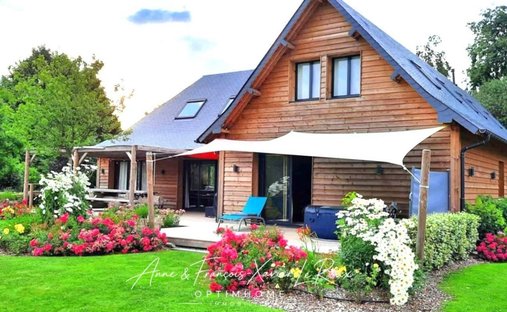 House in Fierville-les-Parcs, Normandy, France 1