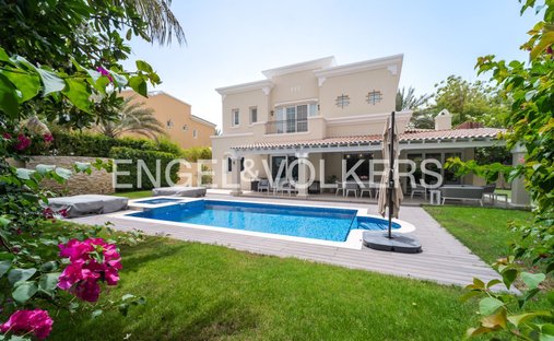 Villa en Discovery Gardens, Dubái, Emiratos Árabes Unidos 1