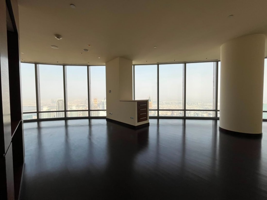 Apartment in Burj Khalifa, Downtown Dubai, Dubai 3 - 19116144