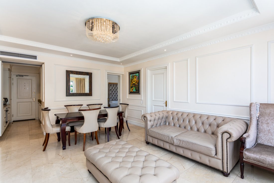 Apartment in Sea Point, Atlantic Seaboard, Cape Town 5 - 19116389