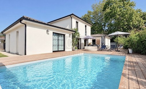 Casa en Centro Bourg, Le Taillan-Médoc, Francia 1