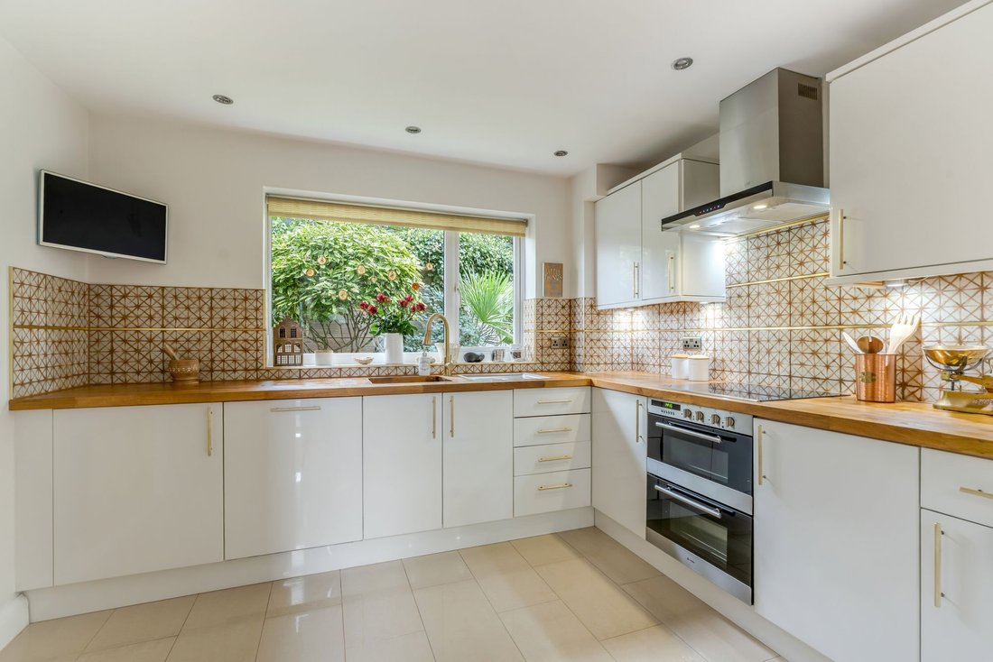 Casa en Burgh Heath, Reigate and Banstead, Inglaterra 4 - 19110806